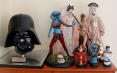 Darth Vader helmet (eFX Collectibles), Sideshow Premium Format statues, Tonner dolls
