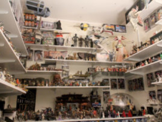 Star Wars action figure room