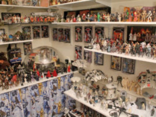 Star Wars action figure room