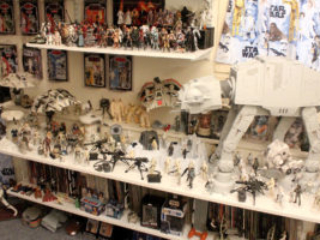Star Wars action figure room