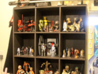 Shelf displays